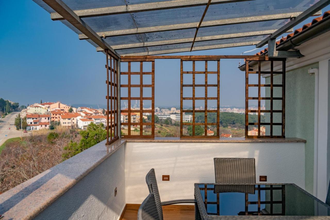 Apartment Rooftop プーラ エクステリア 写真